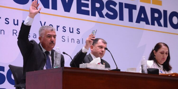 Llama Robespierre Lizárraga a la Comunidad Universitaria a estar alerta ante el asedio permanente del Gobierno del Estado; “sí es necesario ir de nuevo a la Ciudad de México lo haremos