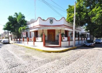Llama Robespierre Lizárraga a la Comunidad Universitaria a estar alerta ante el asedio permanente del Gobierno del Estado; “sí es necesario ir de nuevo a la Ciudad de México lo haremos