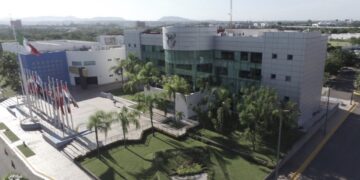 La Ley de Educación Superior del Estado de Sinaloa es inconstitucional y la Ley Orgánica de la Universidad está vigente, destaca especialista