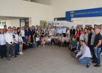 El Gobernador debería de estar inaugurando aulas, techumbres, canchas y gimnasios en la UAS; es el llamado aparejado a la resolución del conflicto, señala Robespierre Lizárraga