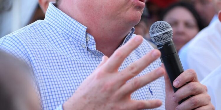 Ante las tres vinculaciones a proceso de Jesús Madueña se han ganado igual número de amparos, demostrando con la ley en la mano quien tiene la razón, señala Milton Ayala