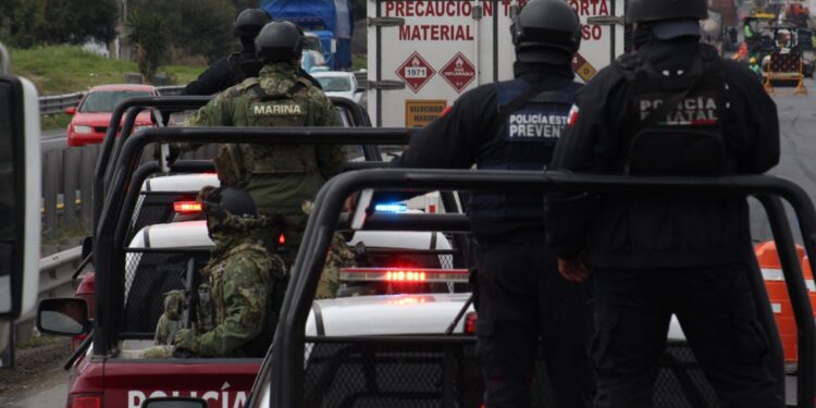 Ante las tres vinculaciones a proceso de Jesús Madueña se han ganado igual número de amparos, demostrando con la ley en la mano quien tiene la razón, señala Milton Ayala