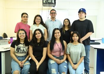 Brindan a integrantes de Tutorías la conferencia “¿Cómo promover la inclusión y la no discriminación de la diversidad sexual en la escuela?”