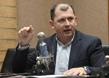 Las descalificaciones del Gobernador no abonan a la reconciliación que instruyó el Presidente, por eso la UAS reitera el llamado al diálogo para resolver el conflicto, afirma Robespierre Lizárraga
