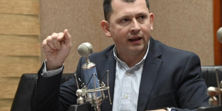 Las descalificaciones del Gobernador no abonan a la reconciliación que instruyó el Presidente, por eso la UAS reitera el llamado al diálogo para resolver el conflicto, afirma Robespierre Lizárraga