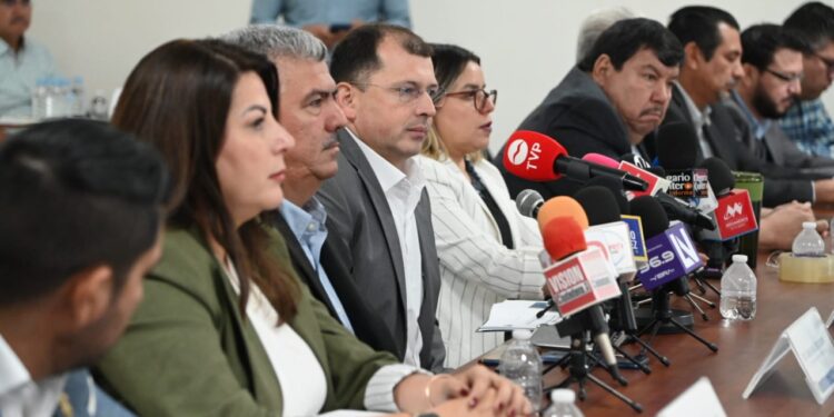 Las descalificaciones del Gobernador no abonan a la reconciliación que instruyó el Presidente, por eso la UAS reitera el llamado al diálogo para resolver el conflicto, afirma Robespierre Lizárraga