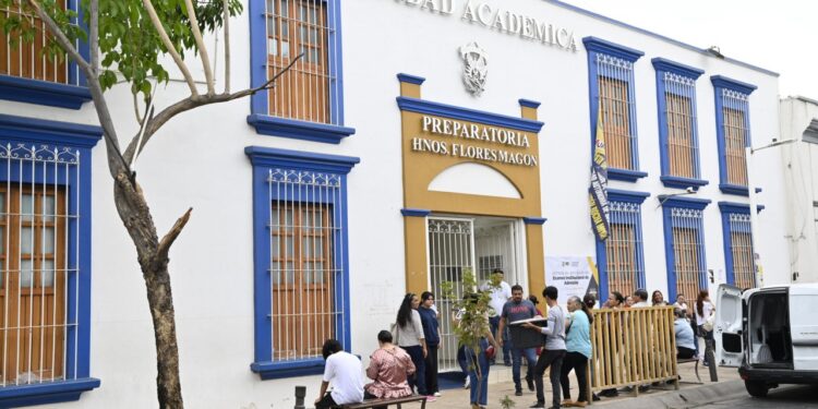 Incentivando y motivando la curiosidad científica de los estudiantes, se realizó la edición 17 del Concurso Nacional de Talentos de Física