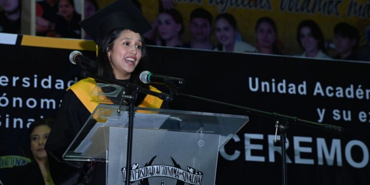 Incentivando y motivando la curiosidad científica de los estudiantes, se realizó la edición 17 del Concurso Nacional de Talentos de Física