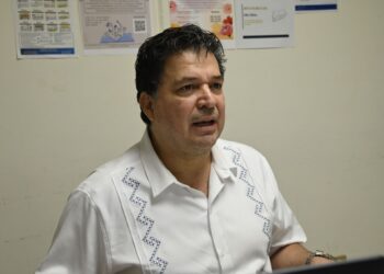 Para evaluar los avances doctorales, la Facultad de Ciencias de la Educación de la UAS realizó el coloquio de investigación educativa