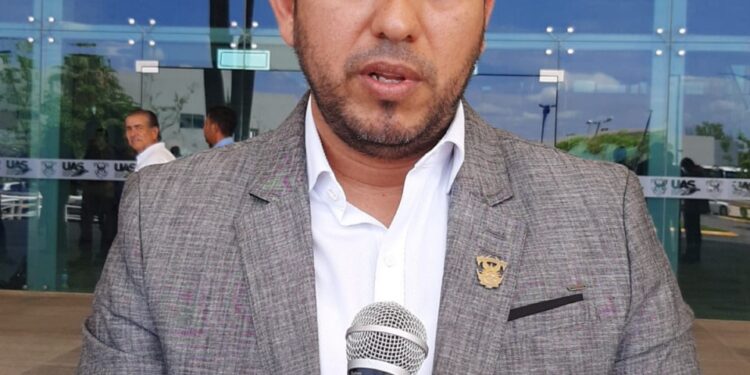 En nada abonan las desafortunadas expresiones del Gobernador sobre el atentado contra Arnoldo Valle; son terribles y graves, advierte Robespierre Lizárraga