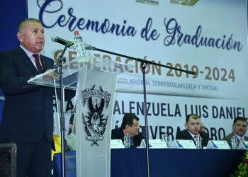 Jóvenes graduados de la Facultad de Derecho Culiacán, le hacen un llamado enérgico al Gobierno del Estado y le solicitan respeto a la Autonomía de la Universidad que tanto ha costado construir