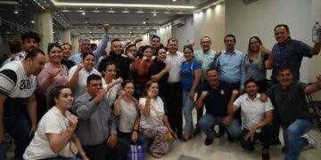 Jóvenes graduados de la Facultad de Derecho Culiacán, le hacen un llamado enérgico al Gobierno del Estado y le solicitan respeto a la Autonomía de la Universidad que tanto ha costado construir