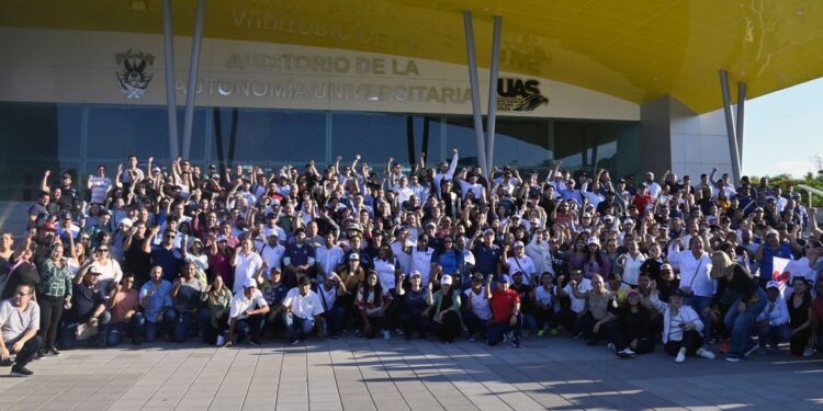 Comprometidos con una sociedad más saludable, egresan 160 estudiantes de la Licenciatura en Nutrición de la UAS, Generación 2020-2024