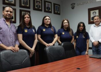 ¡La UAS no se detiene! Estudiantes de Mercadotecnia de la FCA son campeones en el Maratón Nacional de Conocimiento 2024 de la ANFECA