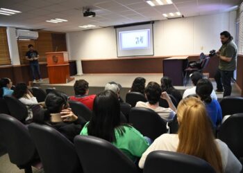 Alumnos de Ciencias de la Comunicación de la UAS realizan videos alusivos a la campaña Sobrevivir está en tus manos, para prevenir cáncer de mama