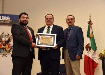 Sergio Enrique Beltrán, académico de la UAS, es reconocido como Contador del Año por la Asociación Mexicana de Contadores Públicos