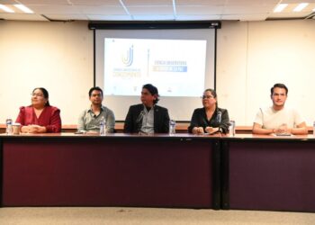 Contribuyendo a la creación de una cultura de paz, la Facultad de Filosofía y Letras de la UAS realiza el panel “Voces por la Paz”