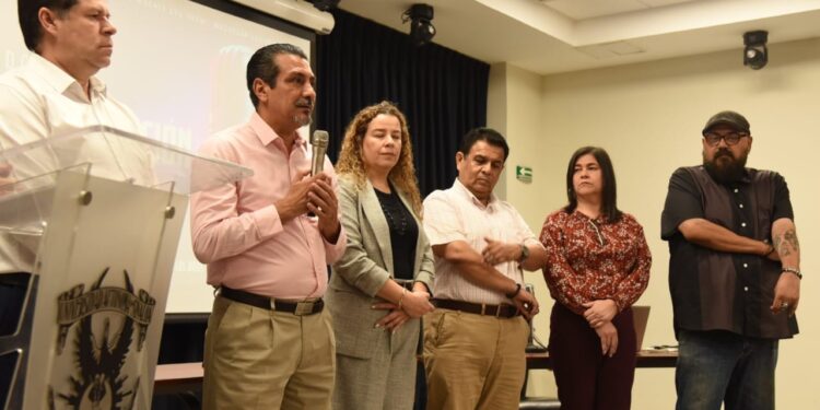 En la idea de refrendar la calidad de sus programas, Radio UAS capacita a los locutores y colaboradores a través de un curso de locución