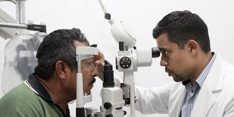 Por temporada invernal se presenta resequedad, por lo que es importante mantenerse hidratado aún y cuando no se tenga sed, señala especialista