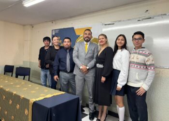 Rindiendo cuentas a su comunidad, brinda director de la Preparatoria Hermanos Flores Magón su Primer Informe de Labores del periodo 2024