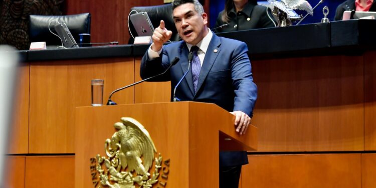 PROPONE EL SENADOR ALEJANDRO MORENO QUE DISMINUYAN COMISIONES BANCARIAS