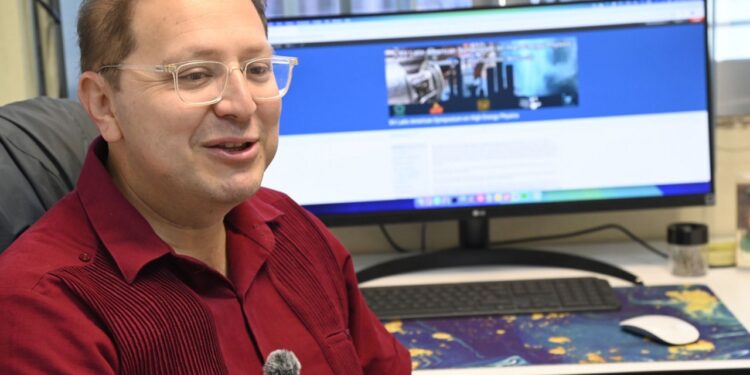 Investigador y estudiantes de la UAS participaron de manera destacada en el XV Simposio Latinoamericano de Física de Altas Energías