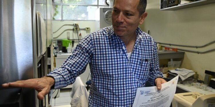 Investigador de la UAS es reconocido por la Universidad Autónoma de Coahuila por su contribución a creación de su Licenciatura en Física