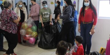 La Preparatoria Emiliano Zapata y la UBU entregan juguetes a niñas y niños del Hospital Pediátrico, la Guardería Multicolor y la Estancia Infantil UAS