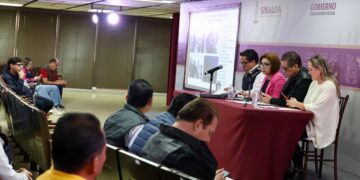  Autoridades Federales y Estatales, aseguran 4 civiles, armamento, vehículos, equipo táctico y artículos para la elaboración de droga