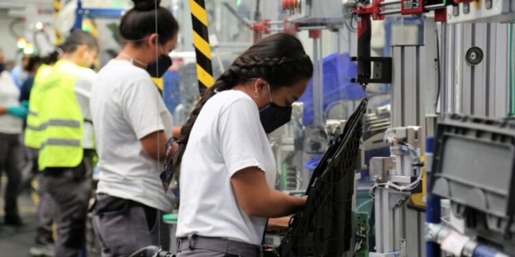 La llamada “Ley Silla” es un avance en la protección de los derechos de los trabajadores, al brindar una condición más humana en el entorno laboral