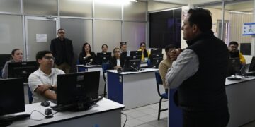 Al ser una herramienta clave para la educación, capacitan a docentes de la Facultad de Ciencias de la Tierra y el Espacio sobre la plataforma Moodle