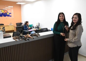 La UAS entrega a GANAC donación de pelotas para niñas y niños con cáncer; a su vez, dicha organización realiza donación de trenzas a la UBU