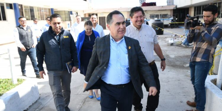 Supervisa el Rector Jesús Madueña el avance de las obras en las Facultades de Ciencias del Mar y Arquitectura y Diseño, ambas en Mazatlán