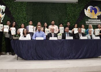 Con éxito se gradúa la octava generación de la Licenciatura en Enseñanza del Idioma Inglés, modalidad en línea, de la UAS; entregan certificaciones