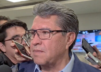 Monreal se suma a previsiones de Sheinbaum por deportación de connacionales
