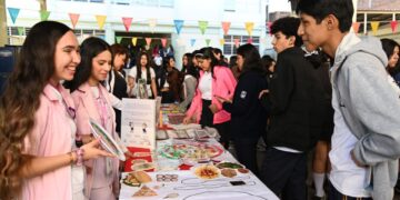 Ponen en marcha en la Preparatoria Dr. Salvador Allende la Feria de la Salud PrevenIMSS-Bienestar-UAS, cuidando la salud de los estudiantes