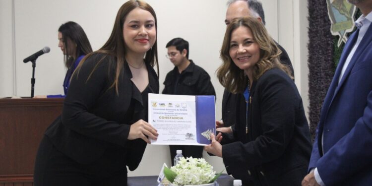 La UAS, a través de la Unidad de Bienestar Universitario, clausuró de manera satisfactoria la tercera edición del Diplomado en Salud y Bienestar Integral