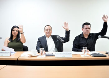 Comisión de Protocolo determina que 19 iniciativas sigan proceso legislativo; desecha dos
