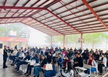 Realizan capacitación en emergencias médicas y protocolos de Protección Civil en la Preparatoria Casa Blanca y sus extensiones