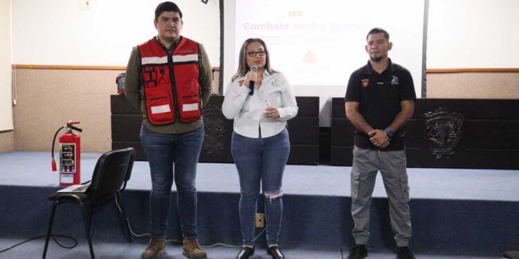 Realiza la UAS, en colaboración con las autoridades estatales, curso de Protección Civil para el personal de la Torre Académica Culiacán