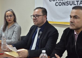 Solo dos de cuatro postulantes que solicitaron su registro para contender en la elección de la persona Titular de la Rectoría de la UAS cumplieron con lo establecido, informó la Comisión de Elecciones y Consultas