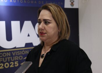 Catedráticos agradecen a la UAS por reconocer sus años de trabajo y brindarles certeza laboral con la entrega de titularidades académicas
