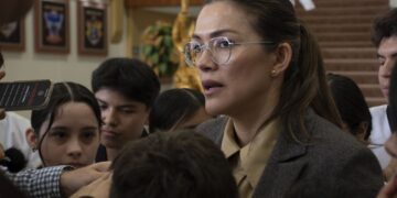 Atestigua la UAS la inscripción con Letras Doradas en el Congreso del Estado de la triple medallista olímpica María del Rosario Espinoza