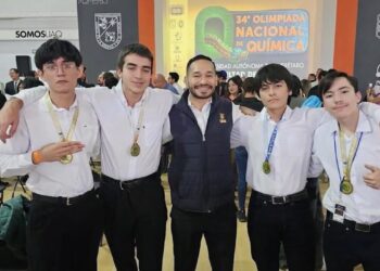 Esfuerzo, disciplina y preparación, las claves para el éxito de los bachilleres de la UAS medallistas en la Olimpiada Nacional de Química en Querétaro