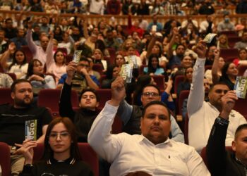 Con estricto apego a la ley, el H. Consejo Universitario aprobó la solicitud de Jesús Madueña, quien manifestó su aspiración para reelegirse como Rector de la UAS