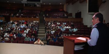 Cumple su compromiso el Rector Jesús Madueña; hace entrega de Titularidades Académicas a 325 docentes de 8 unidades académicas de la UAS en la zona Centro