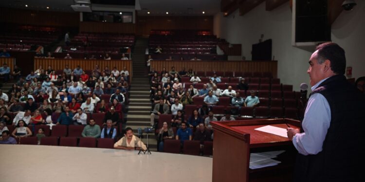 Cumple su compromiso el Rector Jesús Madueña; hace entrega de Titularidades Académicas a 325 docentes de 8 unidades académicas de la UAS en la zona Centro