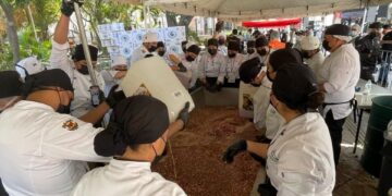 ¡Respaldo universitario! Jóvenes de la Licenciatura en Gastronomía de la UAS participan en “El Propinón”, preparando tres toneladas de ceviche