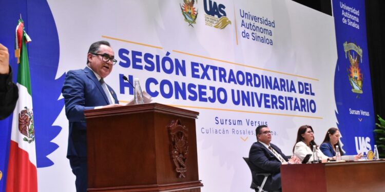 ¡Elección histórica! Ratifica el H. Consejo Universitario triunfo del doctor Jesús Madueña Molina, quien estará un periodo más al frente de la Rectoría de la UAS