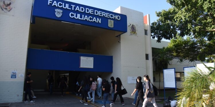 Alumnos y docentes del posgrado en Ciencias del Derecho de la UAS harán una estancia académica en la Universidad Autónoma de Querétaro